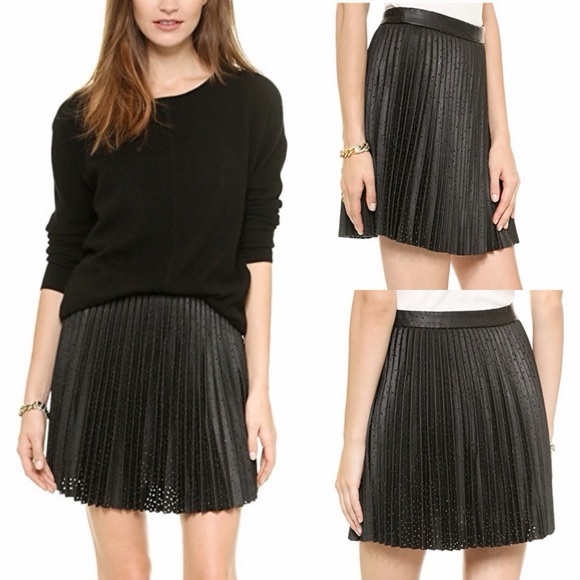 Club Monaco Faux leather Pleats Skirt - Picture 2 of 6